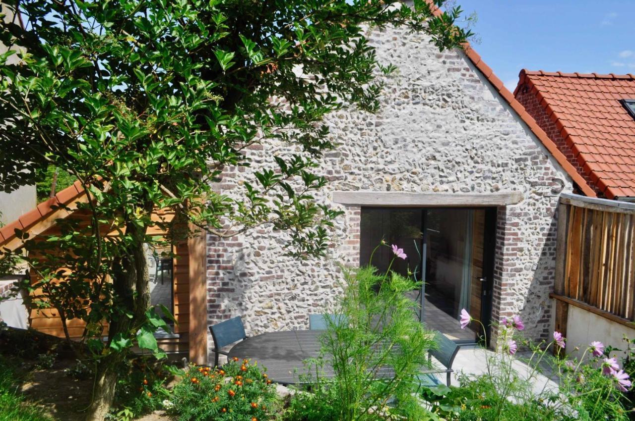 Bed and Breakfast Les Bobos A La Ferme La Madelaine-sous-Montreuil Exterior foto