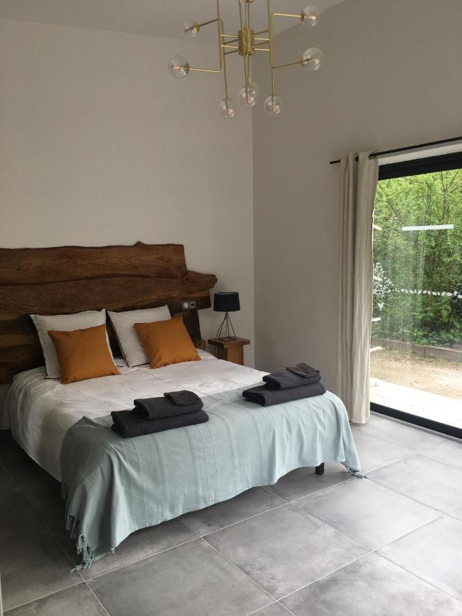 Bed and Breakfast Les Bobos A La Ferme La Madelaine-sous-Montreuil Exterior foto